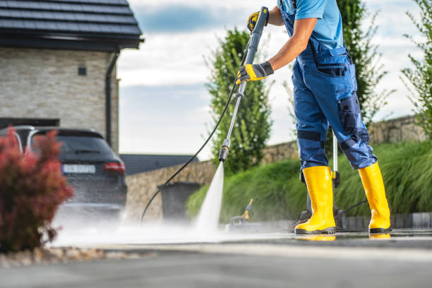 Best Restaurant Pressure Washing  in Montura, FL